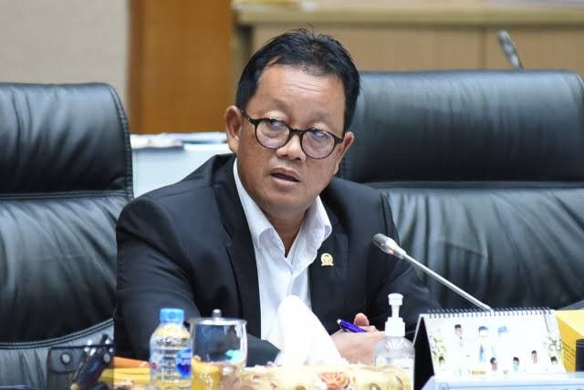 DPR RI Segera Panggil Bahlil untuk Klarifikasi Pemberian Izin Tambang