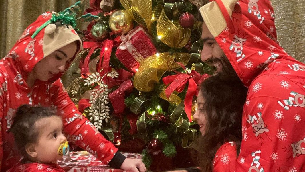 Pakai Kostum Motif Santa Claus, Ucapan Selamat Natal Mohamed Salah Tuai Kritik