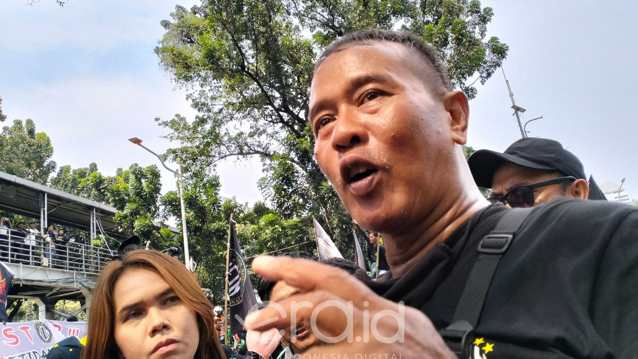 Ini Tuntutan Massa Pengemudi Ojol dan Kurir yang Demo di Kawasan Patung Kuda