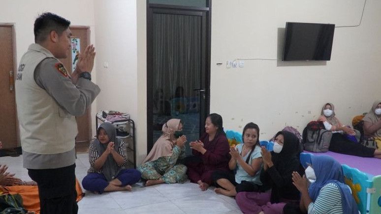 Polda Lampung Berhasil Selamatkan 24 Wanita PMI Ilegal yang Akan Berkeja ke Timur Tengah