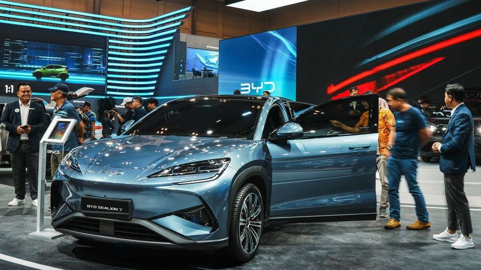 Mobil Listrik Mulai Kena Pajak, Produsen Minta Kepastian ke Pemda