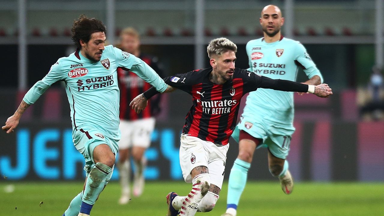 Puncaki Klasemen Sementara, AC Milan Perjauh Jarak dari Inter dan AS Roma
