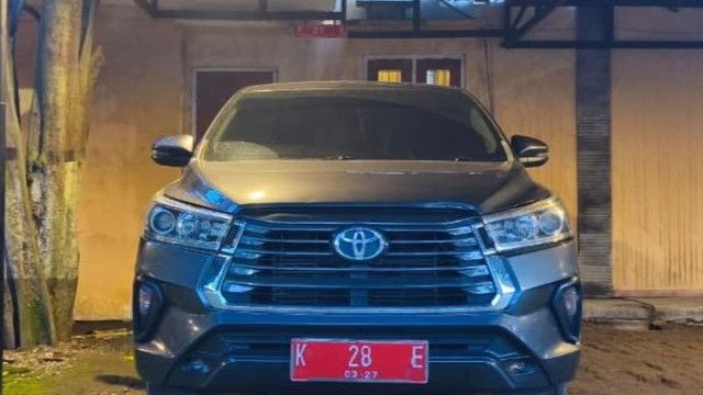 Lupakan Aturan, Sekwan DPRD Blora Tetap Mudik Pakai Mobil Dinas