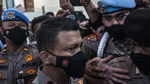 Jadi Tersangka, Apakah Irjen Ferdy Sambo Dipecat dari Kepolisian?