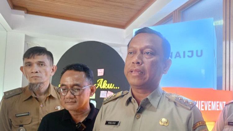 Diberhentikan Sementara Imbas Foto AI di JAKI, Lurah Kalisari: Enggak Tahu Sampai Kapan