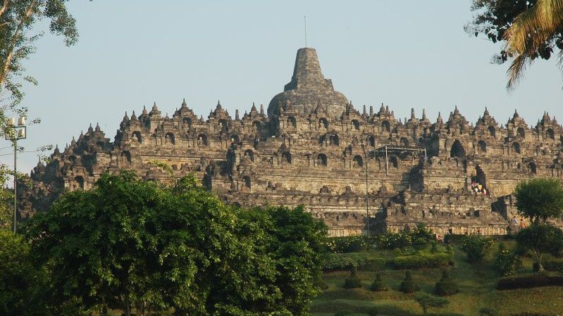Viral Anya Geraldine Soal Magelang, Kenapa Orang Sering Salah Sebut Borobudur di Yogyakarta?