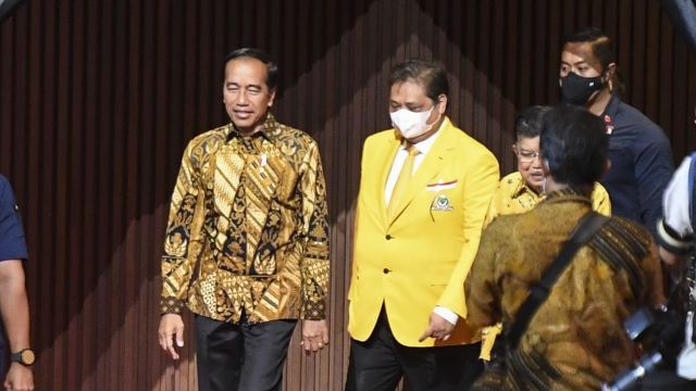 Ucapkan Terima Kasih ke Jokowi, Airlangga: KIB Ketua Umumnya Disuruh Magang di Kabinet