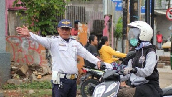 Imbauan Kadishub Makassar Soal Pengendara Dilarang Beri Uang ke Pak Ogah Disorot Warganet