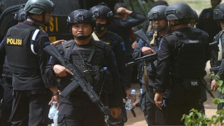 3 Polisi Dikabarkan Ditangkap Terkait Kasus Pegawai KAI yang Jadi Tersangka  Teroris