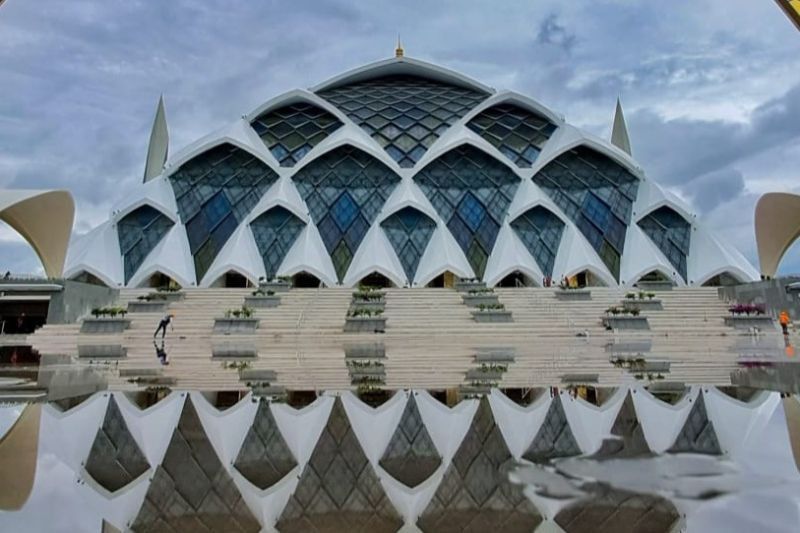 Pemprov Jabar Undang Dubes Sudan dan Maroko Saat Peresmian Masjid Raya Al Jabbar Kota Bandung Besok