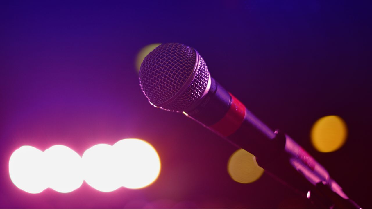 Bisnis Kafe 'Esek-Esek' di Sidoarjo Terungkap, Ruang Karaoke Disulap Jadi 'Bilik Bercinta'