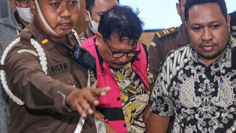 Jadi Tersangka Suap Kasus Vonis Bebas Ronald Tanur, Mantan Pejabat MA Agung Zarof Ricar Jadi Makelar Kasus Selama 10 Tahun