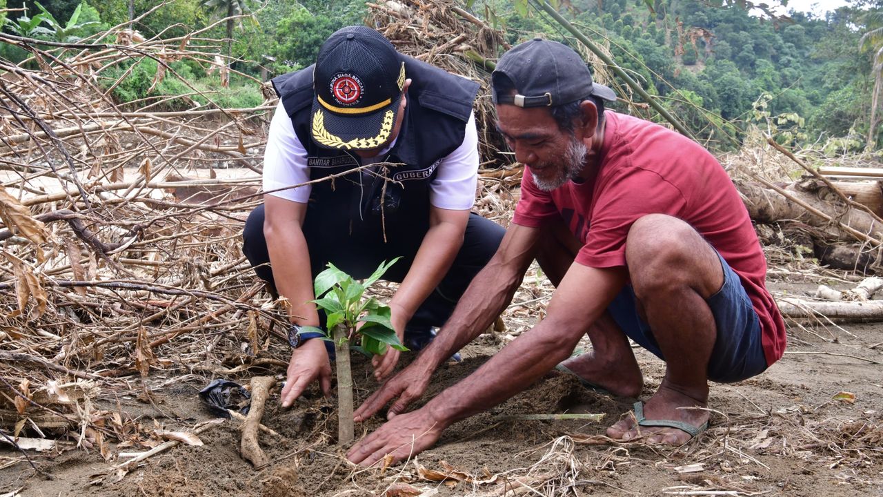 Pj Gubernur Sulsel Bahtiar Terbitkan Surat Edaran Jaga Lingkungan, Berikut Empat Arahannya