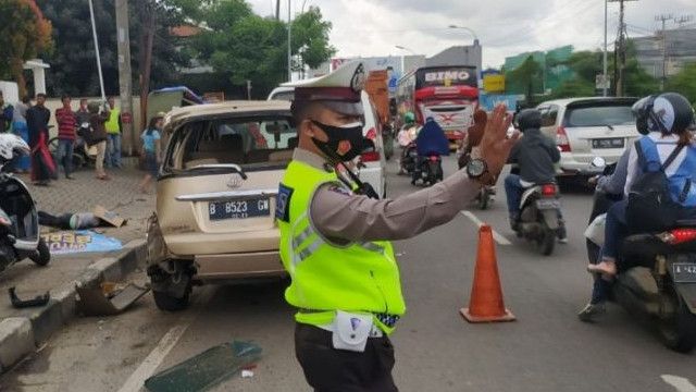 Truk Rem Blong Tabrak Pejalan Kaki, 2 Orang Tewas