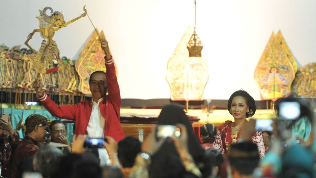 Diusul Jadi Bapak Wayang Indonesia, Jokowi Mau Terima Gak Yah?