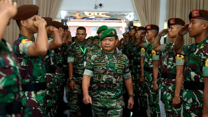 Pesan KSAD Jenderal Dudung Saat Apel Komandan TNI AD: Berani Ambil ...