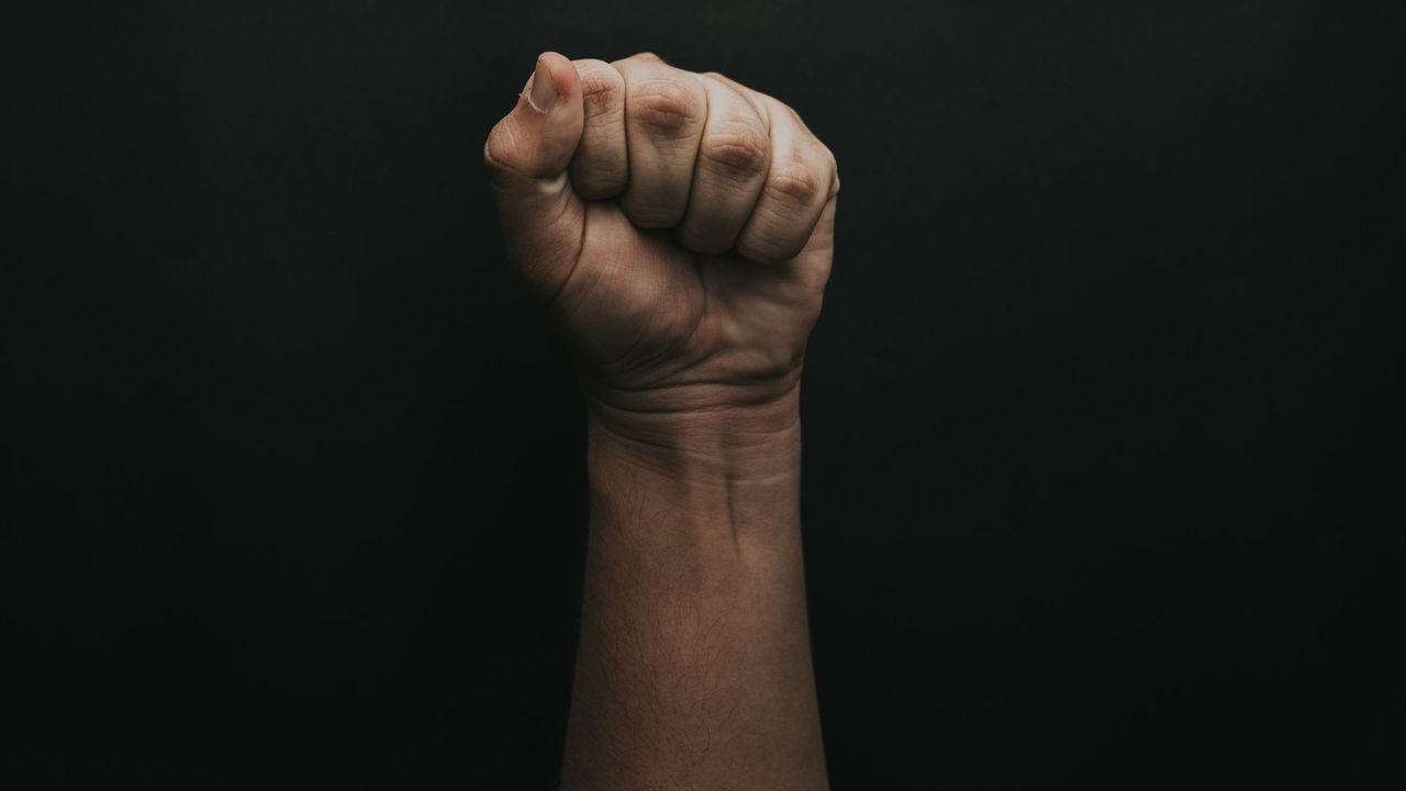 Heboh Kakak Pelajar Pukuli Guru SMPN 1 Trenggalek, Bukti Martabat Pendidikan Diserang