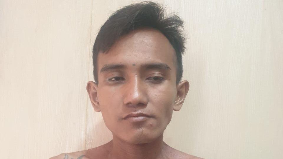 Manusia Silver Tusuk Selingkuhan Istri Sirinya di Jakut