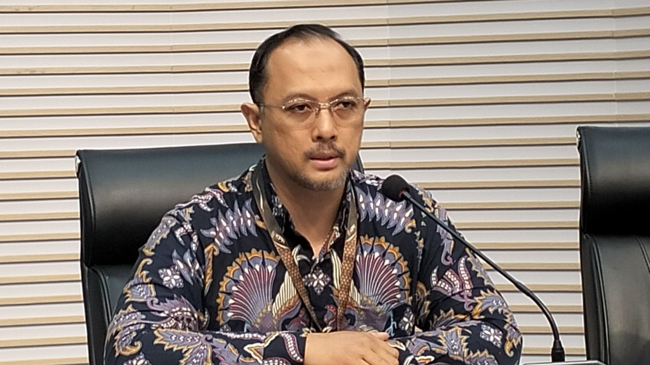 KPK Lelang Ruko Milik Mantan Wakil Rektor UI Tafsir Nurchamid