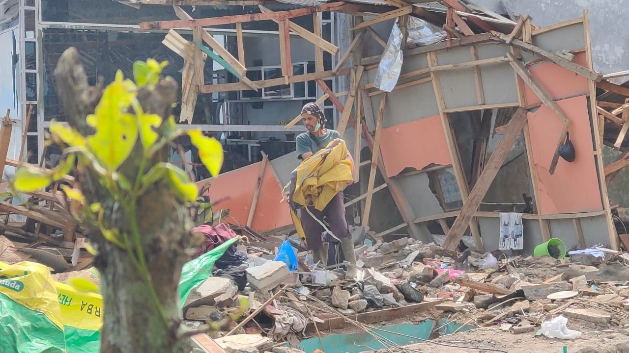 Bantuan Renovasi Rumah Korban Gempa di Cianjur Diberi Bertahap, Jokowi: Kalau Langsung Semua, Jadi Motor