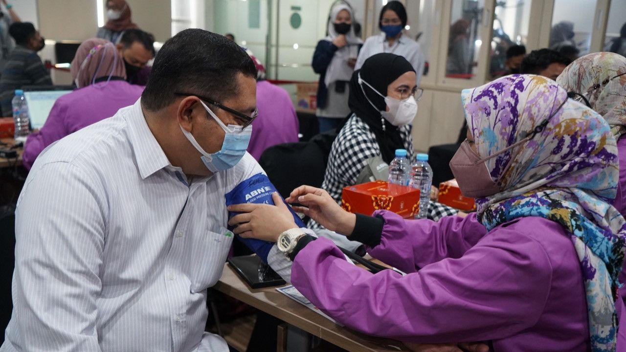 Wujudkan Herd Immunity, Pegadaian Kanwil Makassar Gelar Vaksin Booster Merdeka