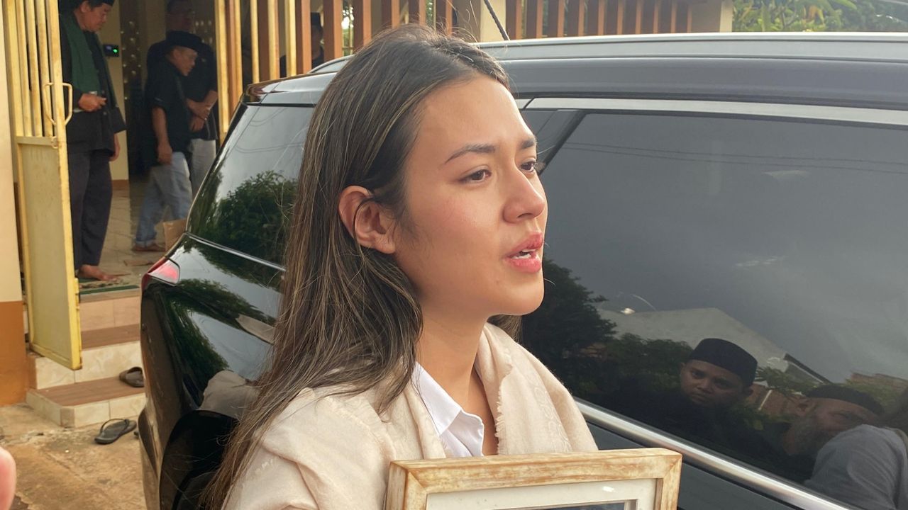 Masih Berkabung, Raisa Hadir Mendadak di Sidang Perceraiannya, Hamish Daud Absen Lagi