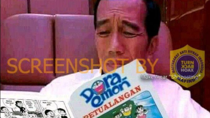 Beredar Foto Jokowi Berkerut Saat Baca Komik Doraemon, Simak Penjelasannya