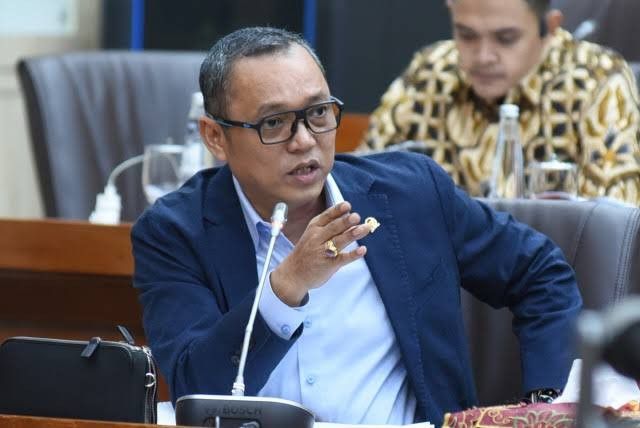 Legislator PDIP: Prabowo Utang Penjelasan Instrumen Negara Tak Cawe-cawe saat Pilkada