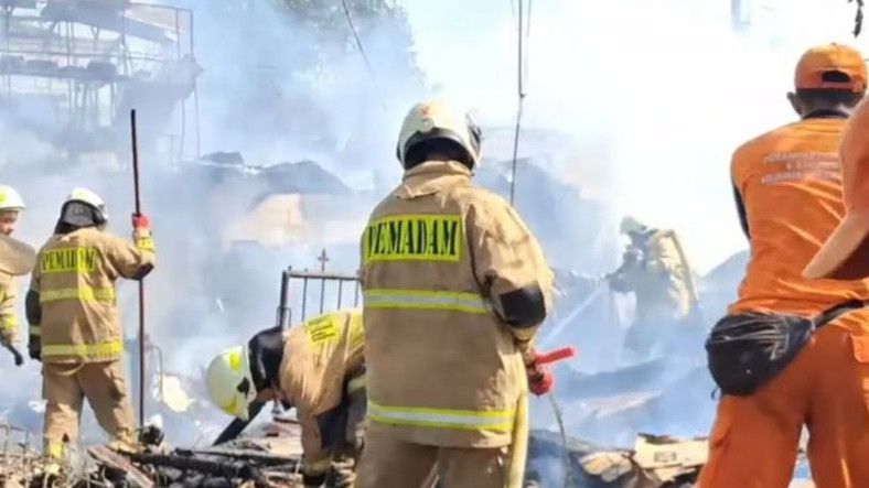 Belasan Rumah di Cilincing Jakut Terbakar, Kerugian Sampai Rp1,47 Miliar