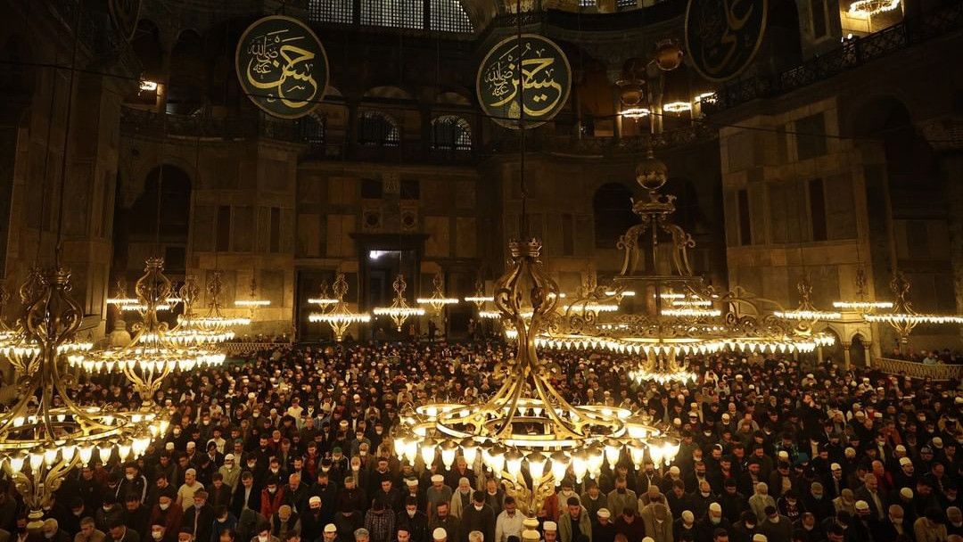 Hagia Sophia Milik Siapa: Umat Kristen atau Umat Islam?