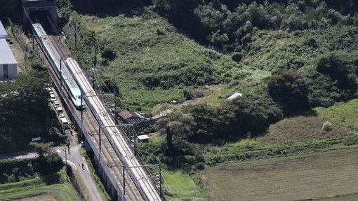 Dua Gerbong Kereta Shinkansen Jepang Lepas Mendadak, JR East Hentikan Layanan