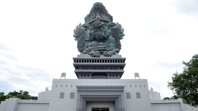 Patung GWK Bali: Sejarah, Pembuat, dan Filosofinya
