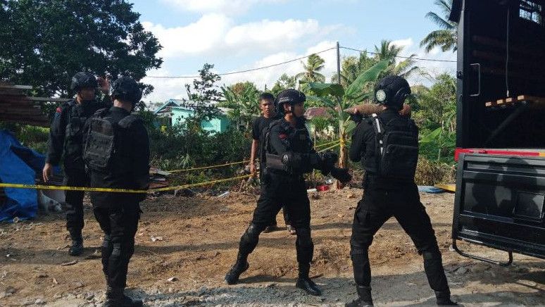 Brimob Akan Ledakkan Puluhan Mortir Sisa PD II di Belitung, Diletakkan Dalam Sebuah Fiber Berisi Pasir