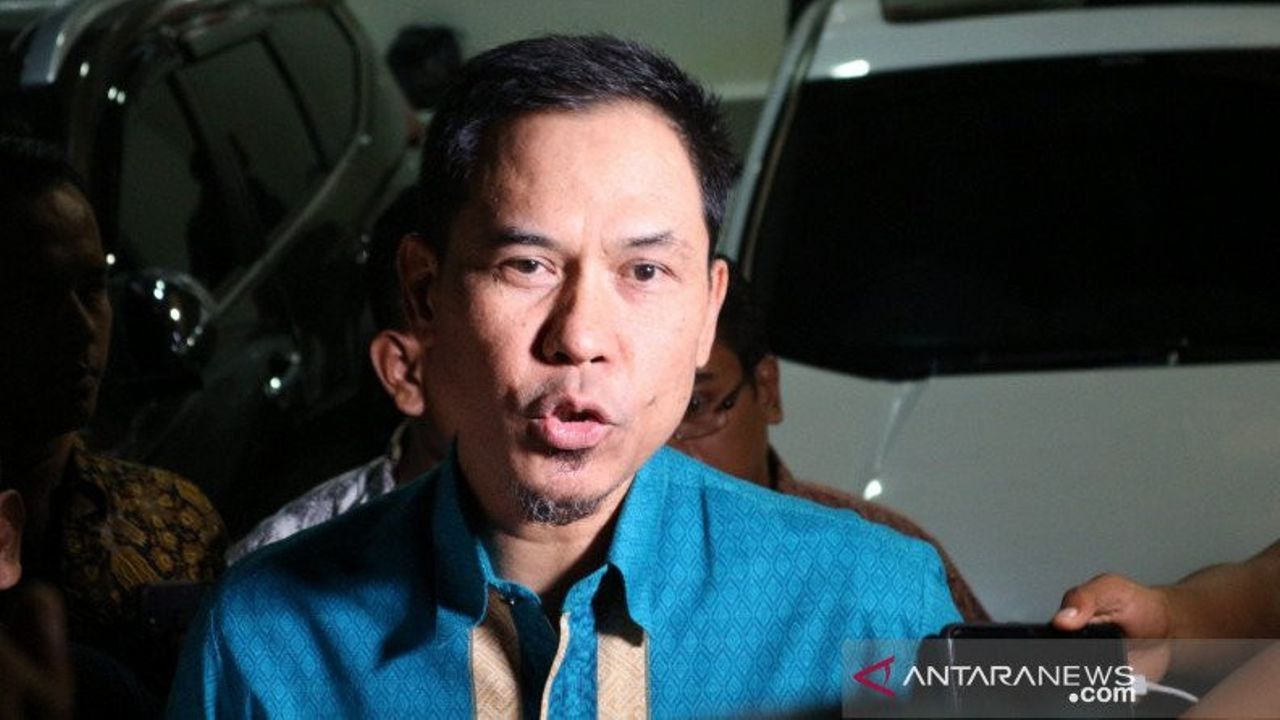 Munarman Protes Sidang Online, Pembacaan Dakwaan oleh Hakim Kini Ditunda