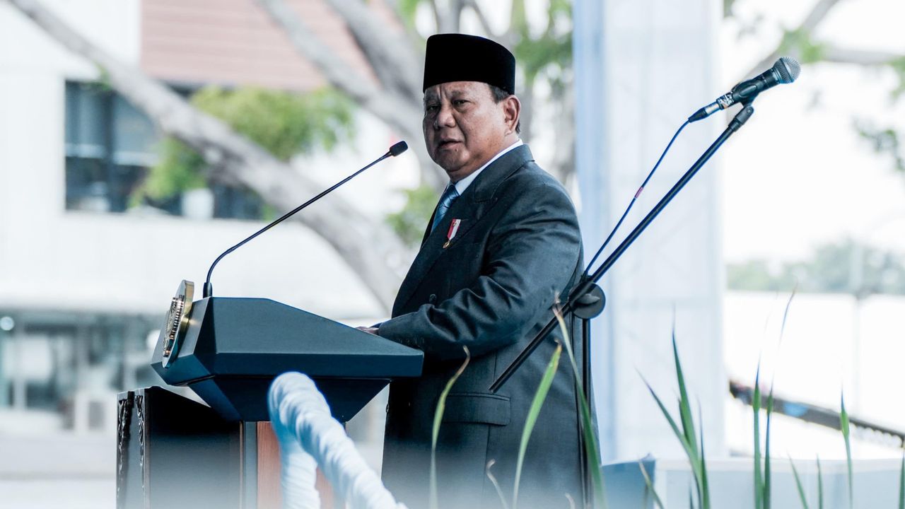 Prabowo: Jangan Alasan Cari Lahan, Segera Bangun Rumah untuk Korban Bencana Sumatra!