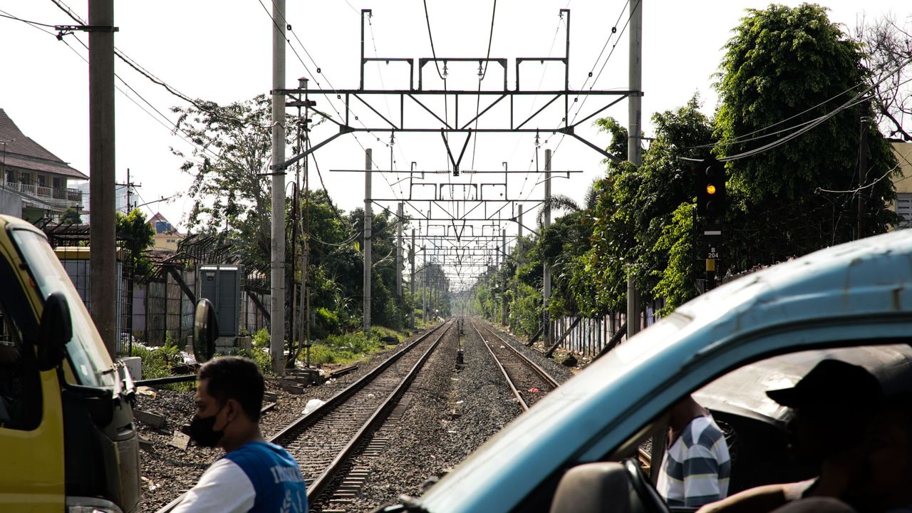 Subsidi KRL Berbasis NIK Picu Kontroversi, Kemenhub Merespons