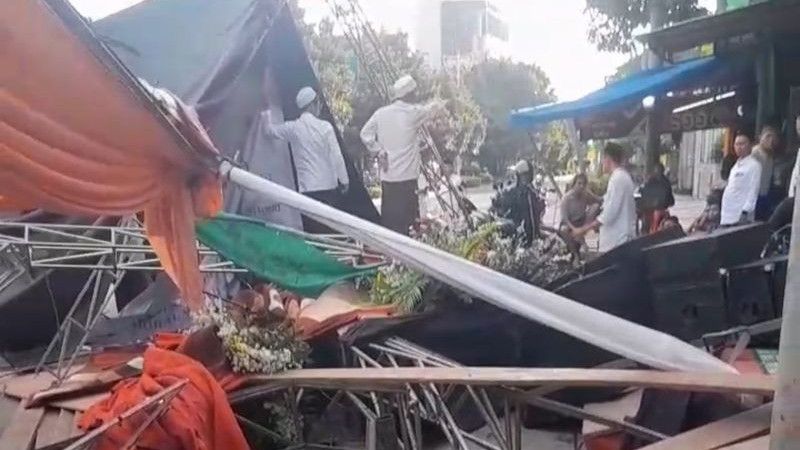 Heboh! Begini Kelanjutan Kasus Mobil Tabrak Tenda Hajatan di Masjid Baitushobri Jakbar