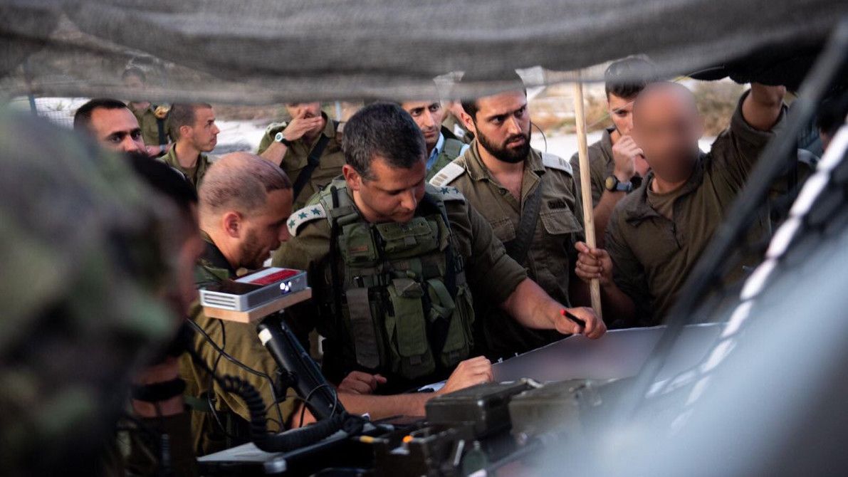 Tabrak Penghalang Jalan, Pengemudi Mobil Ini Tewas Ditembak Pasukan Israel