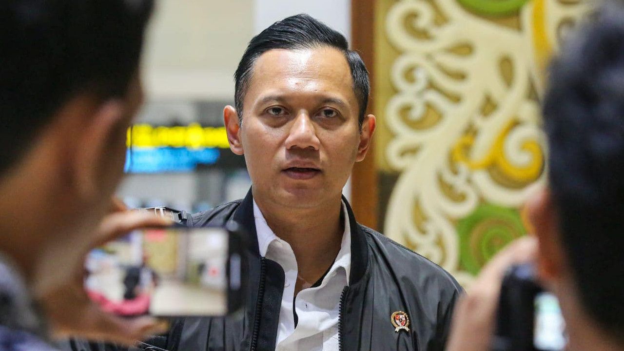 Jokowi Kenalkan Prabowo Depan Elon Musk dan Tokoh Dunia di Bali, AHY: Sangat Mulia...