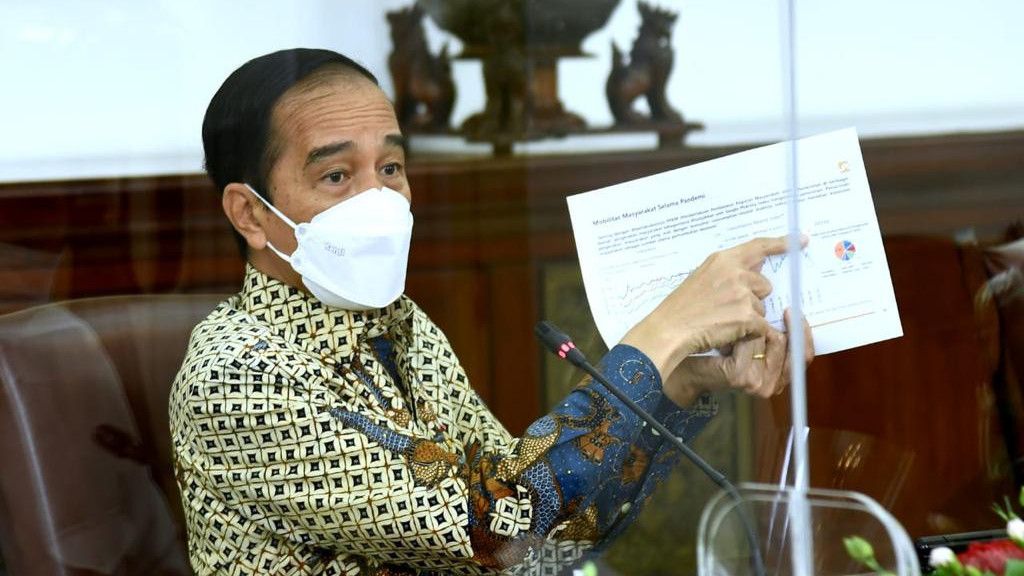 Jokowi Gaungkan Benci Produk Luar Negeri, Intip Momen Anak Istrinya Pakai 'Brand' Top Dunia