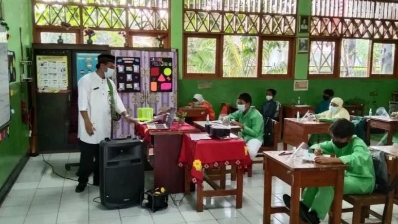 Ketua DPRD Kabupaten Bogor Minta Dinas Pendidikan Buat Terobosan Sistem Belajar di Tengah Pandemi