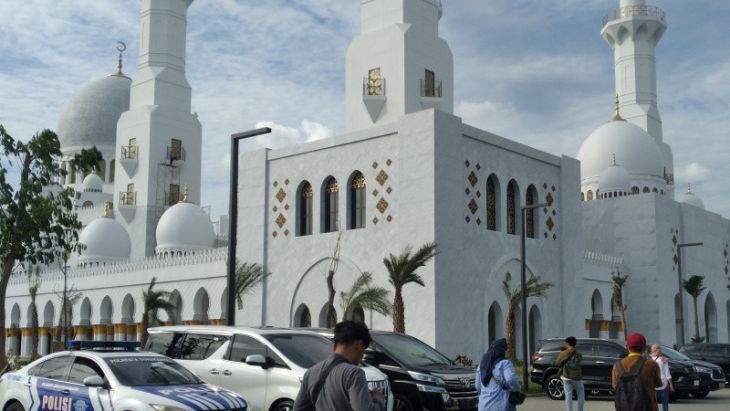 Duh! Mandor Proyek Masjid Raya Sheikh Zayed Utang Ratusan Juta ke Warung, Gibran: Kasihan yang Punya Warung..