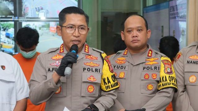 Enam Pelaku Penyiraman Air Keras ke Polisi Ditangkap, Satu Orang Masih Buron