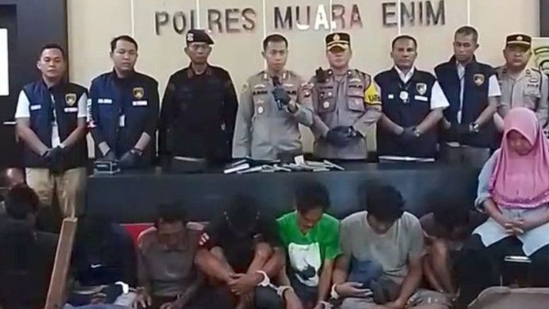 30 Pekerja Tambang Batu Bara Ilegal Ditangkap di Muara Enim Sumsel, Polisi Amankan Sejumlah Barang Bukti