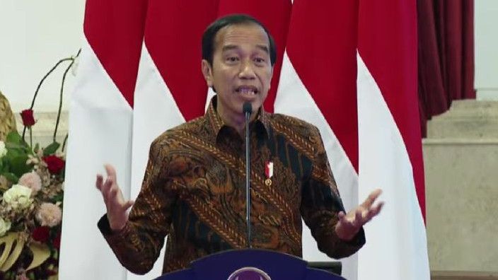 Dunia Sedang Sulit, Jokowi Minta Menteri Tak Bekerja Standar: Tidak Akan Jalan, Percaya Saya!