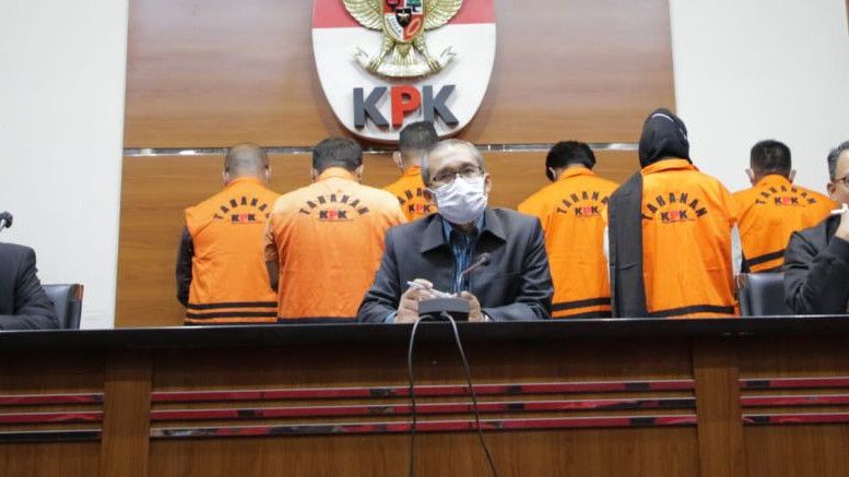 Hasil Kerja KPK: Setor Uang Sitaan Bansos Rp486 Juta dari Anak Buah Politisi PDIP Juliari Batubara