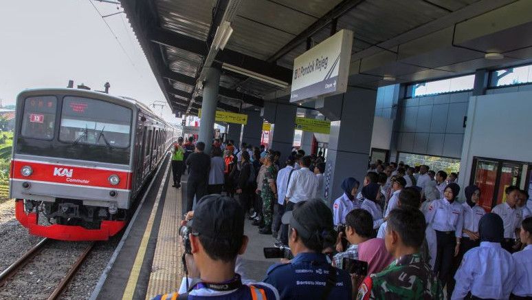 KAI Commuter Tetapkan Tarif KRL Sebesar Rp1 Saat Pelantikan Presiden, Harus Punya Saldo Rp5.000