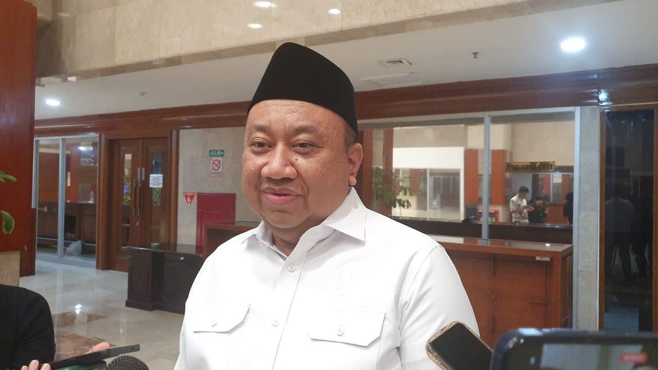 Prabowo Bakal Umumkan Tunjangan Guru Non-ASN hingga Penjurusan SMA saat Hardiknas