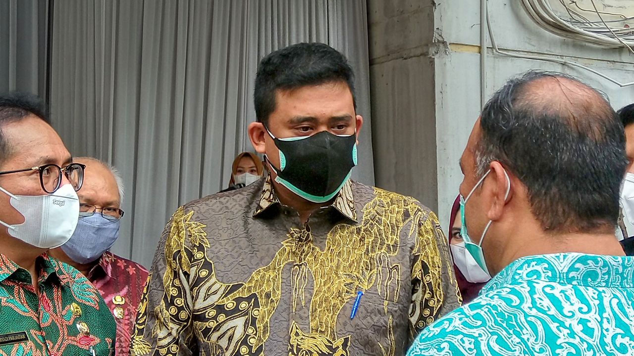 Viral Selebgram Medan Maki-Lempar Duit ke Petugas Parkir, Wali Kota Bobby Nasution: Ayo Ikut Sosialisasi Cashless