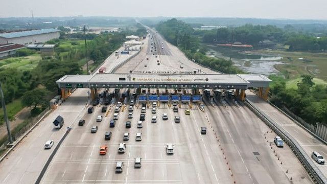 Arus Lalin Arah Cikampek Mulai Padat, Contraflow Tol Japek KM 47 Hingga KM 65 Tol Dibuka Hari Ini